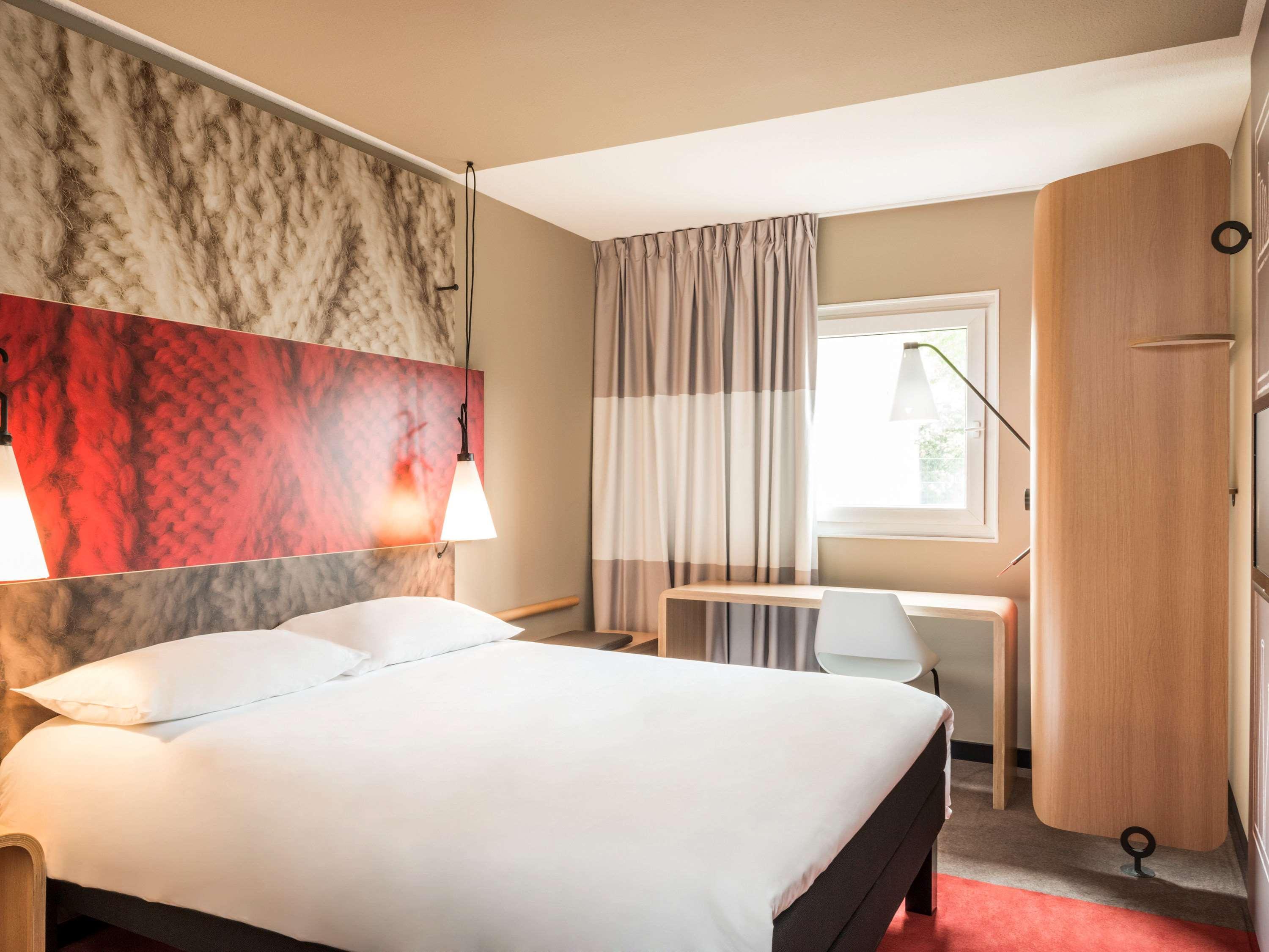 Ibis Budget Caen Porte De Bretagne Bretteville-sur-Odon ภายนอก รูปภาพ