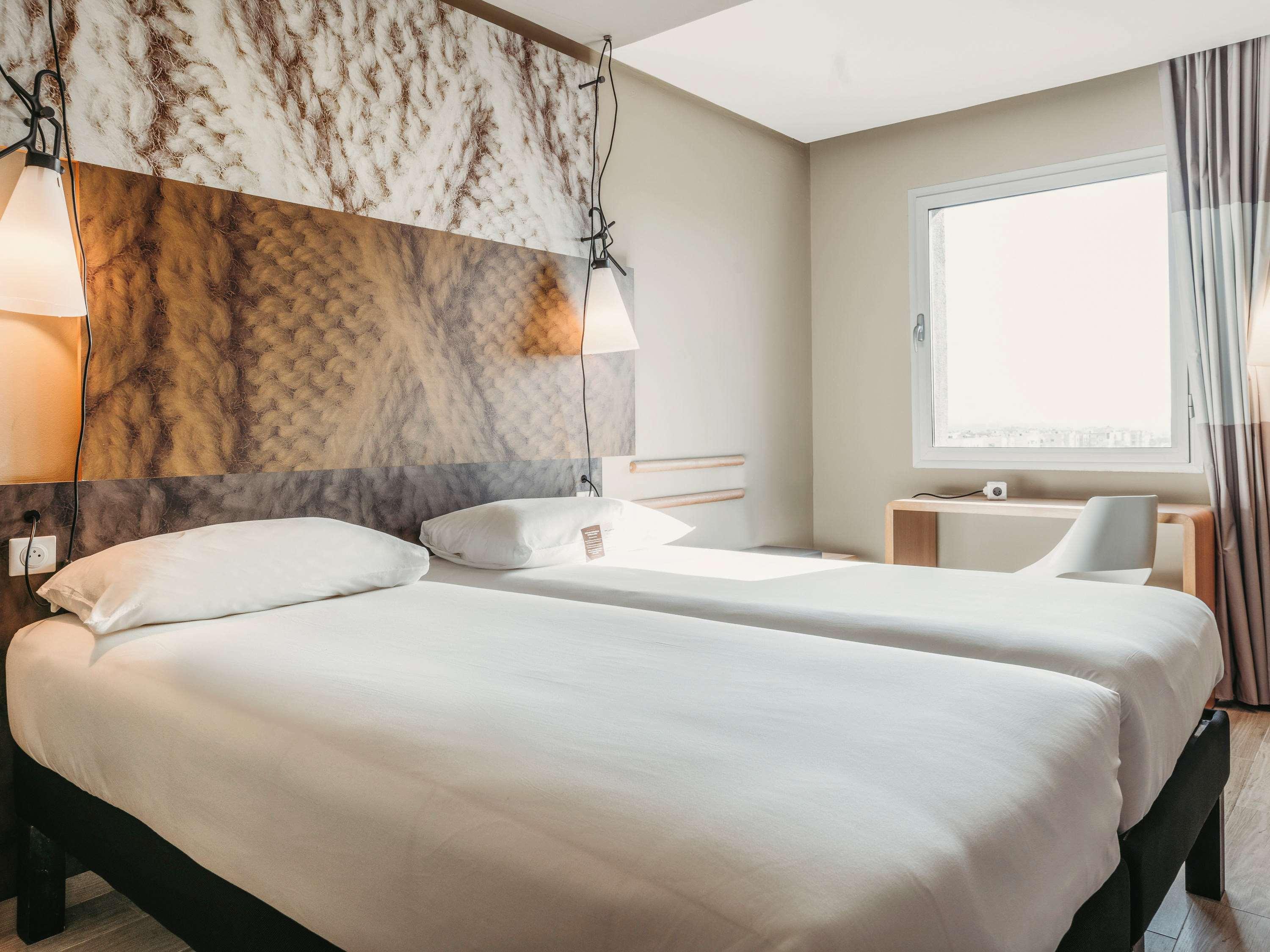 Ibis Budget Caen Porte De Bretagne Bretteville-sur-Odon ภายนอก รูปภาพ