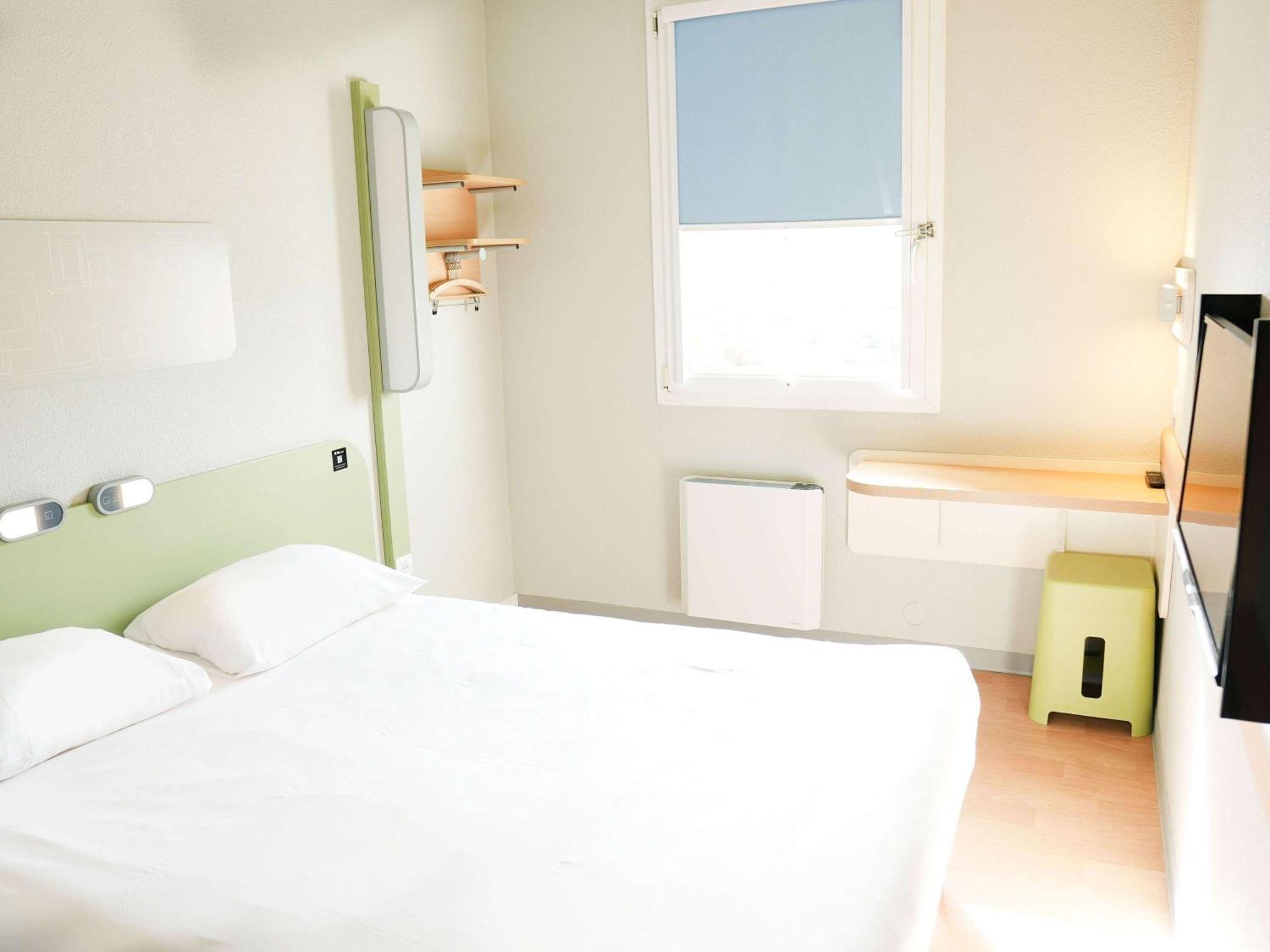 Ibis Budget Caen Porte De Bretagne Bretteville-sur-Odon ภายนอก รูปภาพ