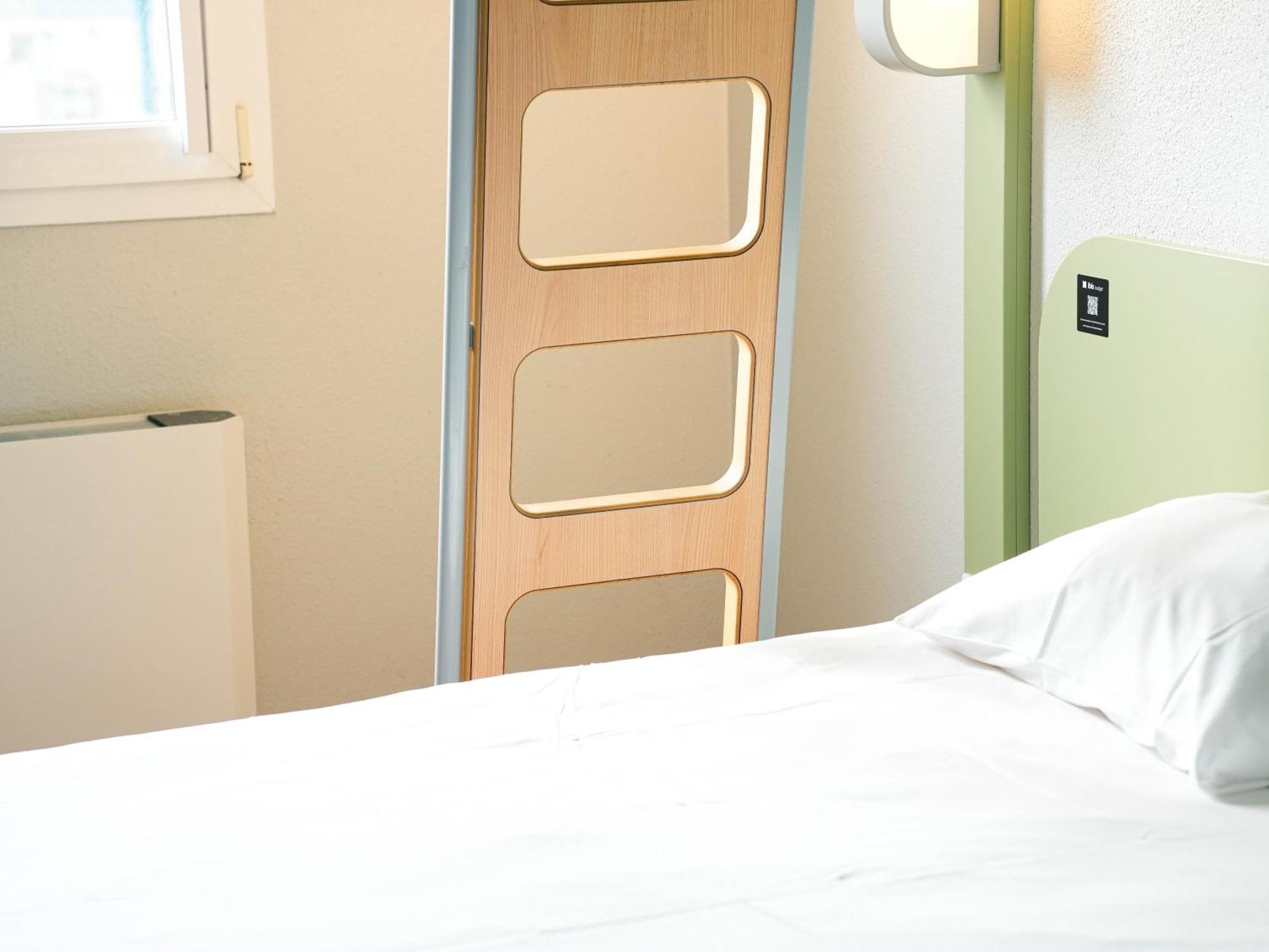 Ibis Budget Caen Porte De Bretagne Bretteville-sur-Odon ภายนอก รูปภาพ